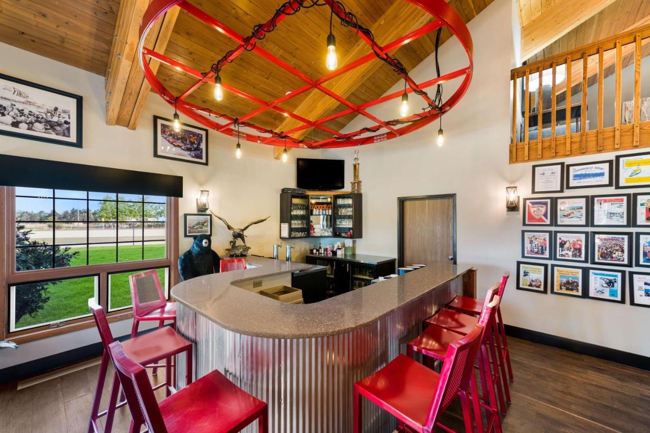 Best Western Derby Inn Eagle River Luaran gambar