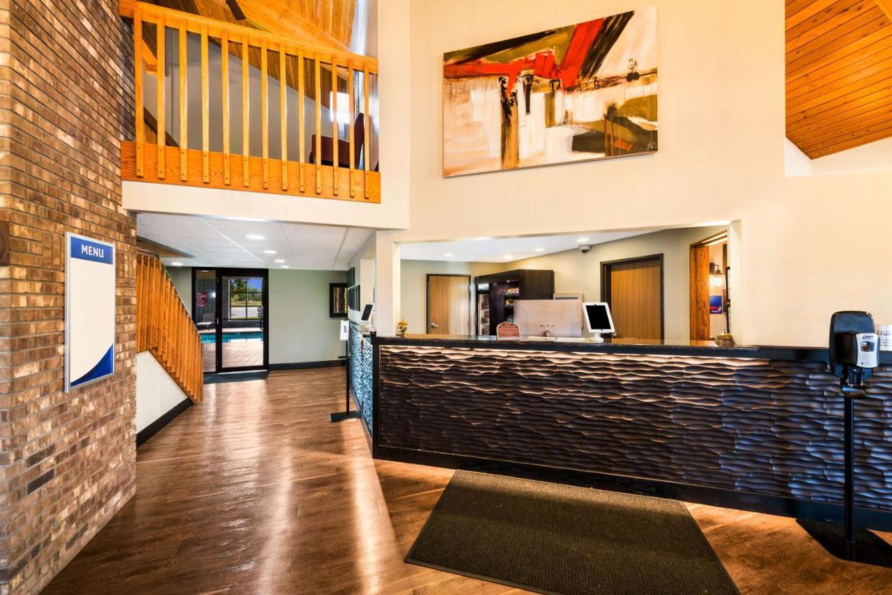 Best Western Derby Inn Eagle River Luaran gambar