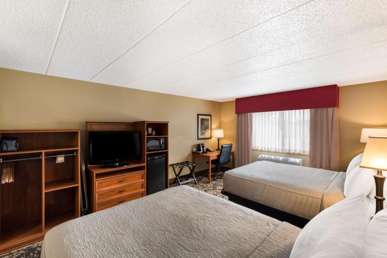 Best Western Derby Inn Eagle River Luaran gambar