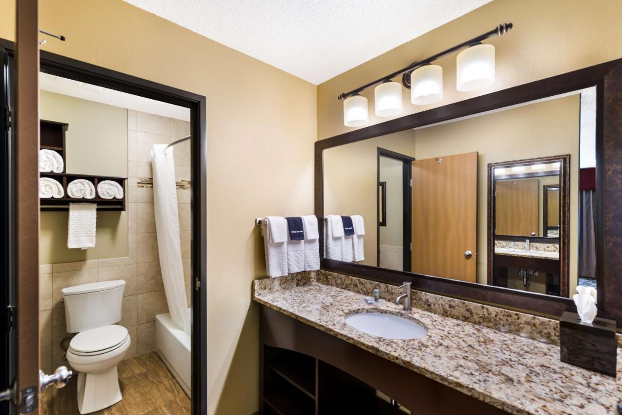 Best Western Derby Inn Eagle River Luaran gambar
