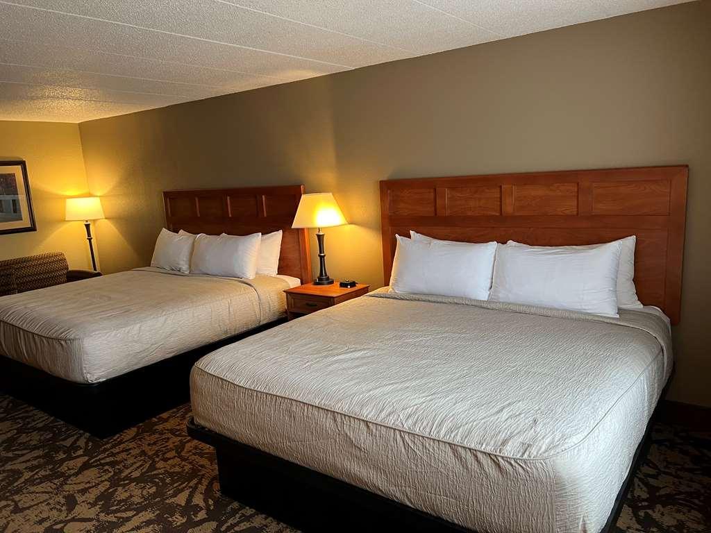 Best Western Derby Inn Eagle River Bilik gambar