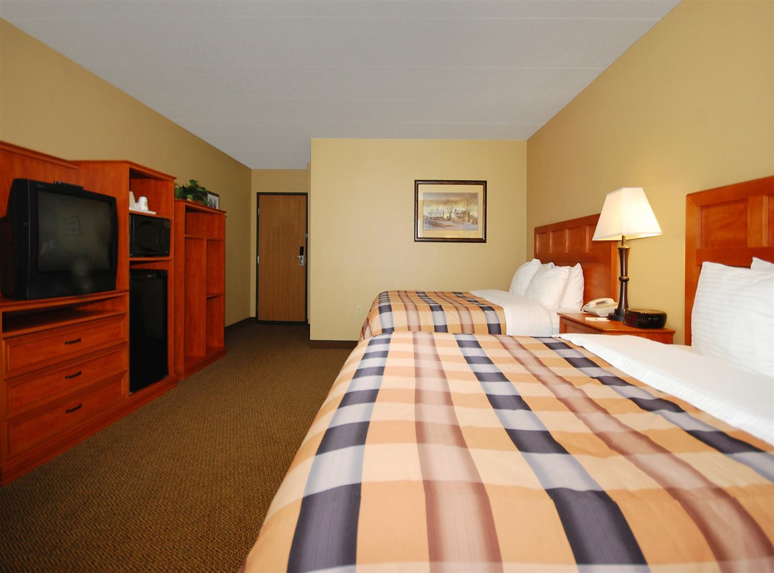 Best Western Derby Inn Eagle River Bilik gambar