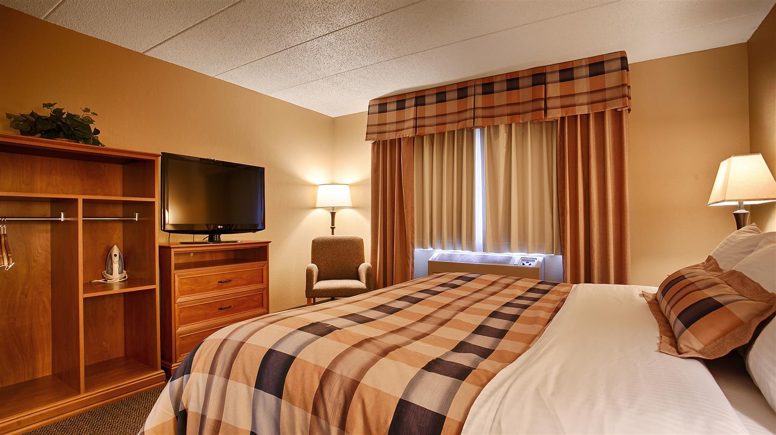 Best Western Derby Inn Eagle River Luaran gambar