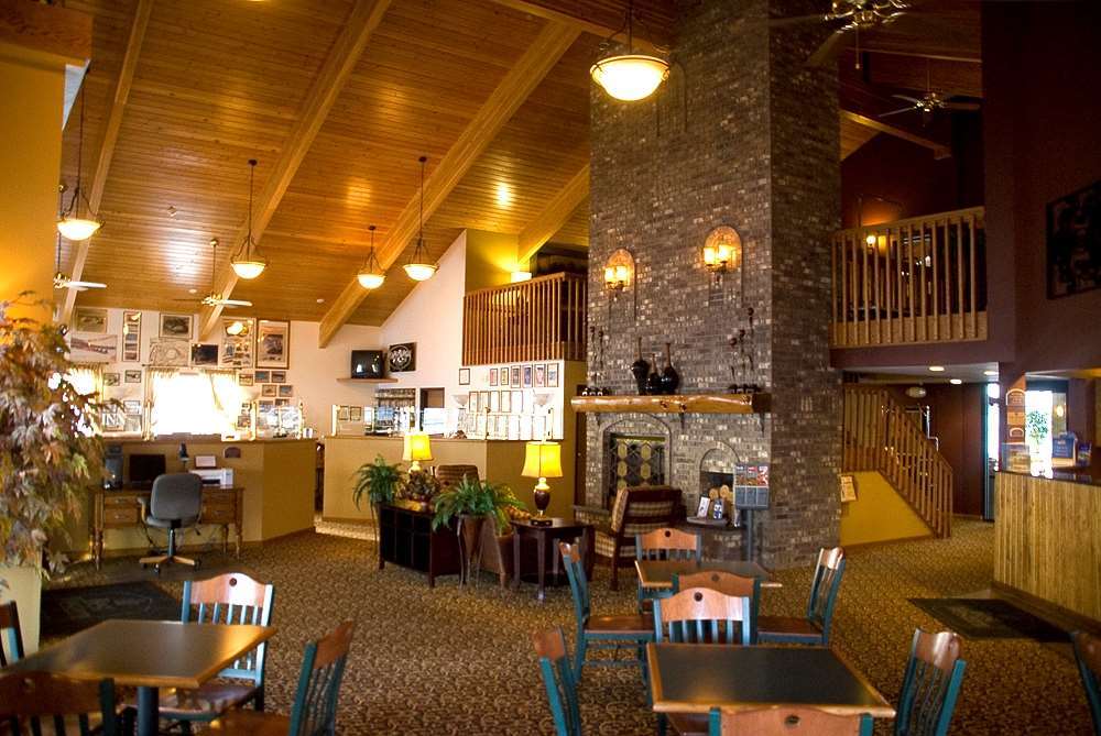 Best Western Derby Inn Eagle River Restoran gambar